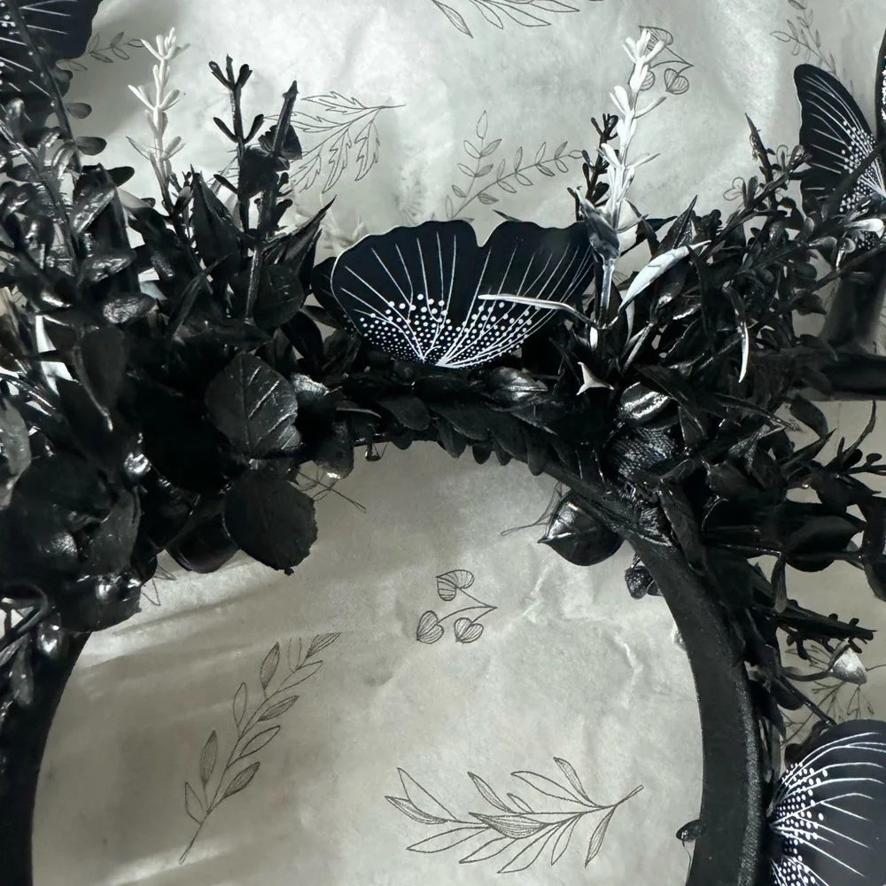 Chic Black Butterfly and Floral Headband - Picture 5 of 6